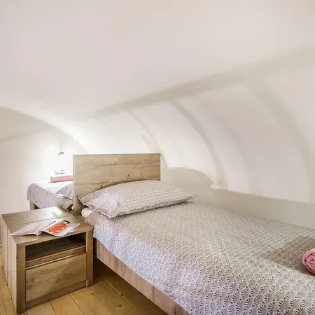 Apartment Bpr Luminous Design *