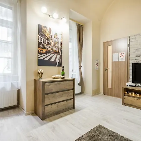Bpr Luminous Design Budapest