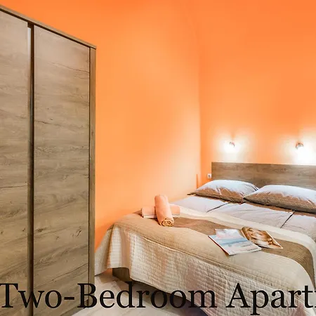 Bpr Luminous Design Apartment Budapest