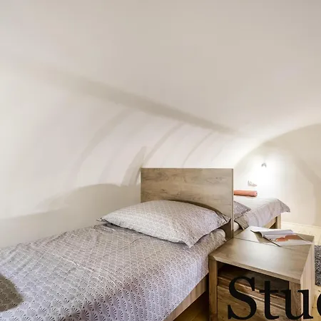 Bpr Luminous Design Budapest